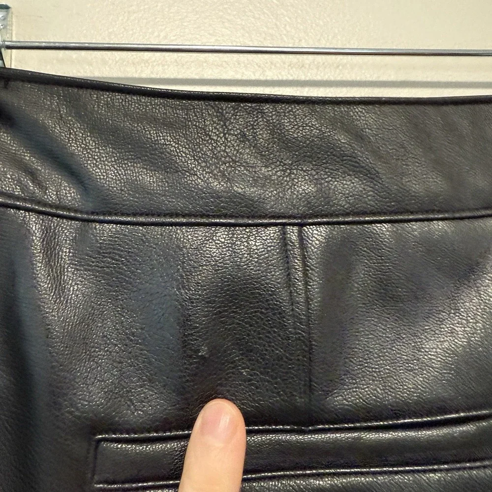 Spanx Black Leather Like Flare Pants Size‎ Medium Petite